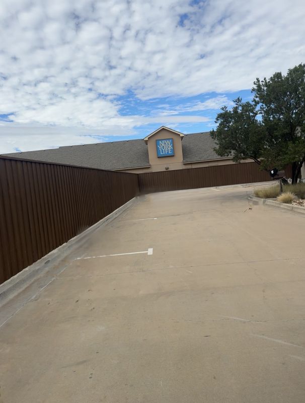 Completed commercial privacy fencing
